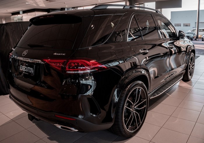 Gle gle350 suv carplay 4matic tuning 300d md1 gla250 glc300 c300 merc amg cla250 gls450 roader trend rises modest wheelsjoint